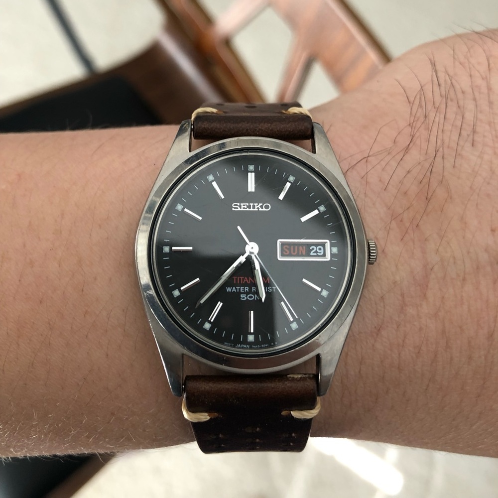 SEIKO TITANIUM DAY-DATE